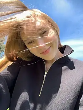 MariaTull online show from 09-10-25, 08:13