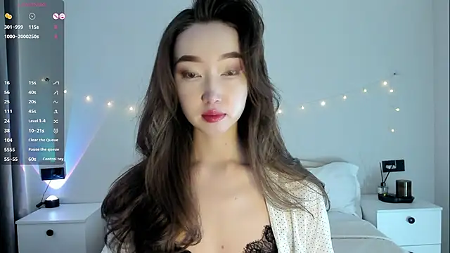  luna 022 online show from 09-29-25, 04:19