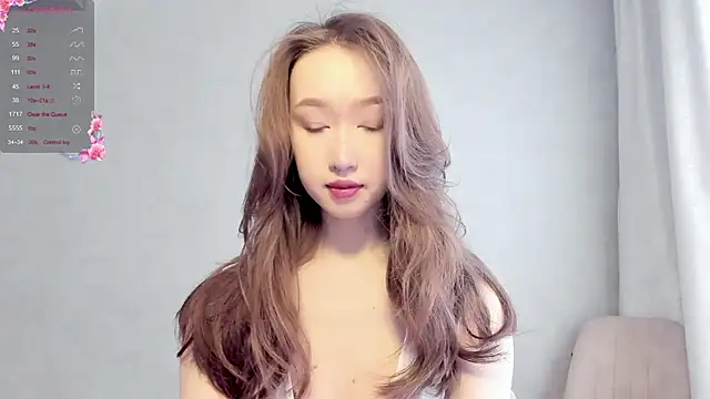  luna 022 online show from 03-22-25, 07:04