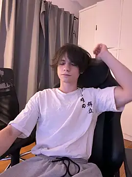 SasukeUhchiaa online show from 06-02-26, 10:59