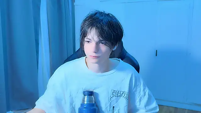 SasukeUhchiaa online show from 02-09-26, 01:25