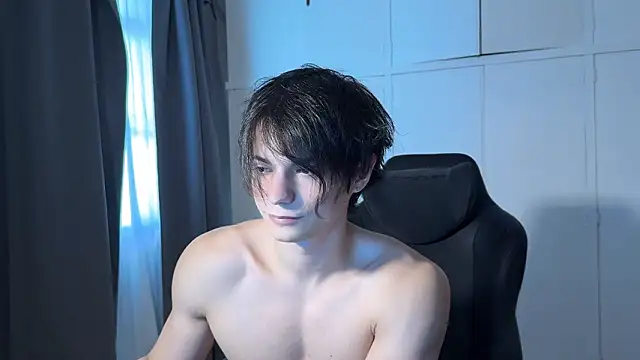 SasukeUhchiaa online show from 02-07-26, 08:50