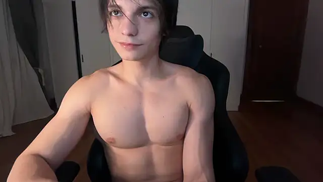 SasukeUhchiaa online show from 12-14-25, 02:40