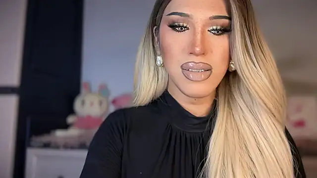 Ts glamxxxx online show from 01-15-26, 01:09