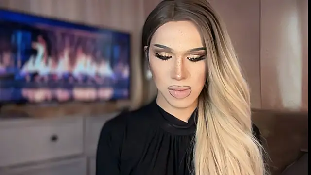 Ts glamxxxx online show from 04-01-26, 01:30