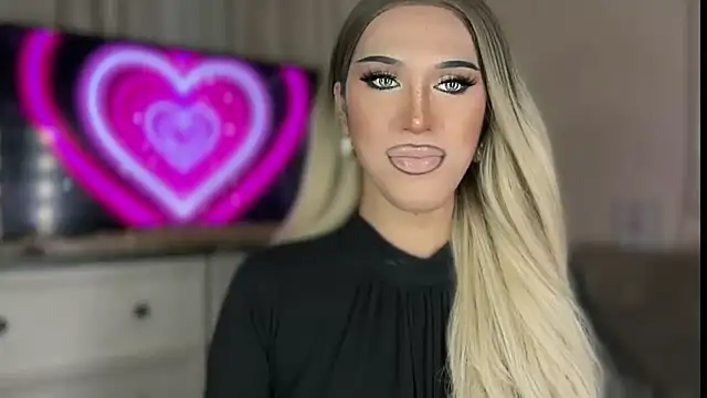 Ts glamxxxx online show from 03-18-26, 10:51