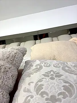 Snapshot of ALISSON_FOXXX1 chatting on 01-12-26, 10:58 ALISSON FOXXX1 online show from 01-12-26, 10:58