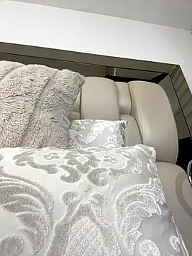 Snapshot of ALISSON_FOXXX1 chatting on 11-21-25, 11:59 ALISSON FOXXX1 online show from 11-21-25, 11:59