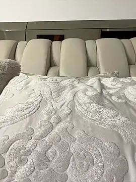 Snapshot of ALISSON_FOXXX1 chatting on 01-05-26, 10:57 ALISSON FOXXX1 online show from 01-05-26, 10:57