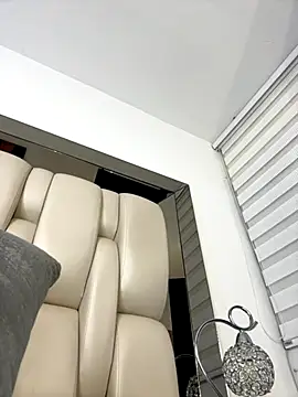 Snapshot of ALISSON_FOXXX1 chatting on 10-10-25, 08:53 ALISSON FOXXX1 online show from 10-10-25, 08:53