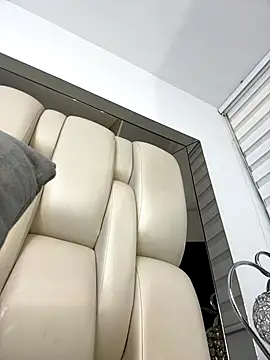 Snapshot of ALISSON_FOXXX1 chatting on 09-21-25, 12:54 ALISSON FOXXX1 online show from 09-21-25, 12:54