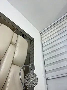 Snapshot of ALISSON_FOXXX1 chatting on 09-16-25, 08:54 ALISSON FOXXX1 online show from 09-16-25, 08:54