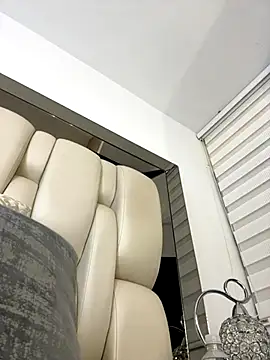 Snapshot of ALISSON_FOXXX1 chatting on 10-08-25, 09:48 ALISSON FOXXX1 online show from 10-08-25, 09:48