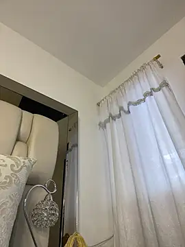 Snapshot of ALISSON_FOXXX1 chatting on 03-21-25, 09:01 ALISSON FOXXX1 online show from 03-21-25, 09:01