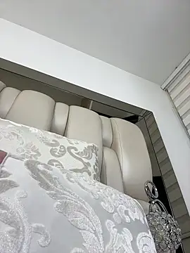 ALISSON FOXXX1 online show from 02-02-26, 10:53