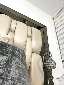 Snapshot of ALISSON_FOXXX1 chatting on 10-16-25, 08:50 ALISSON FOXXX1 online show from 10-16-25, 08:50