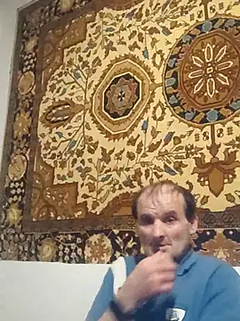 185322 online show from 10-19-25, 08:22