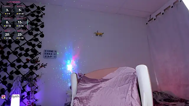 cailynhot online show from 12-16-25, 10:14