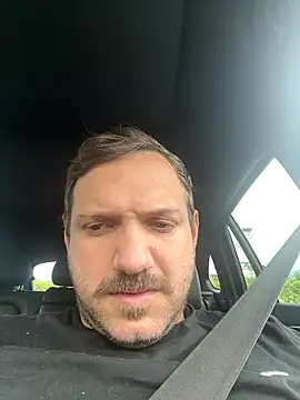 Snapshot of JonJ0 chatting on 11-14-25, 02:43 JonJ0 online show from 11-14-25, 02:43