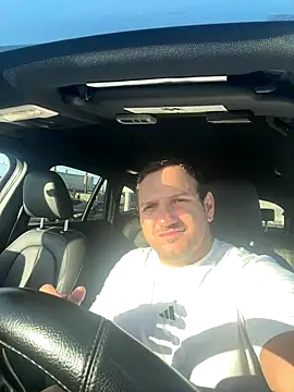 Snapshot of JonJ0 chatting on 12-16-25, 11:58 JonJ0 online show from 12-16-25, 11:58