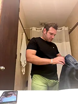 Snapshot of JonJ0 chatting on 10-02-25, 10:24 JonJ0 online show from 10-02-25, 10:24