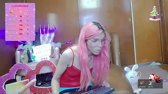 Skinygirl online show from 09-24-25, 12:29