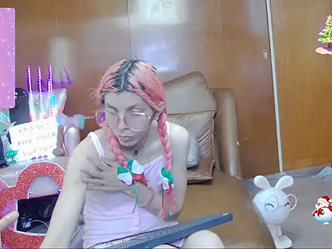 Skinygirl online show from 09-15-25, 10:54