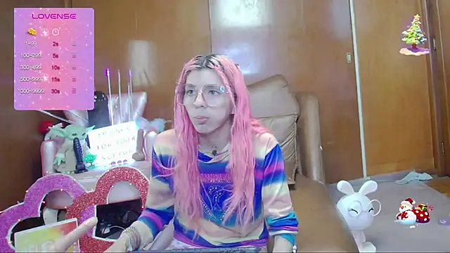 Skinygirl online show from 09-18-25, 12:57