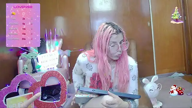 Skinygirl online show from 10-02-25, 12:58