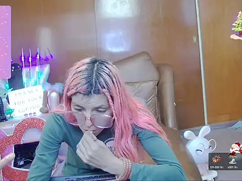 Skinygirl online show from 09-25-25, 09:43