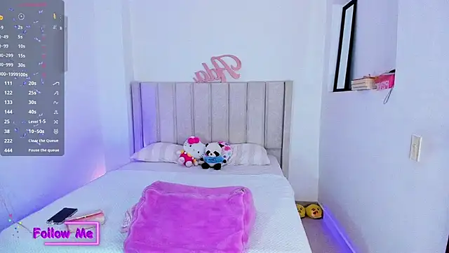 Snapshot of sheirysex_ chatting on 10-12-25, 01:40 sheirysex online show from 10-12-25, 01:40