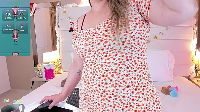 Charlotte93  online show from 12-20-25, 11:46