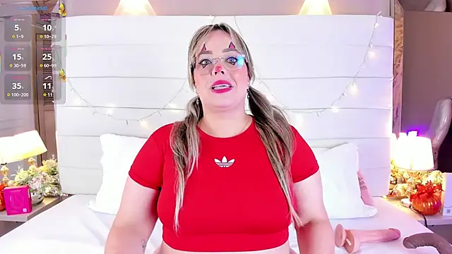 Charlotte93  online show from 10-14-25, 12:06