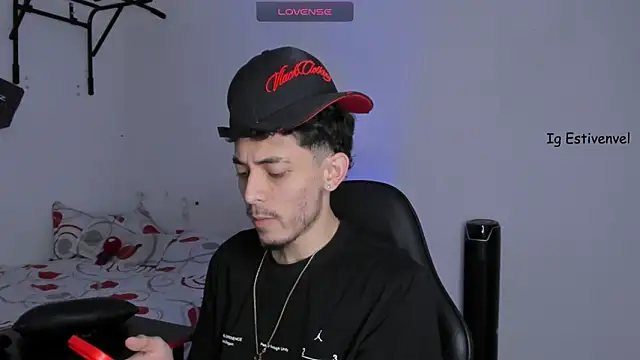 steve latin online show from 10-24-25, 02:05