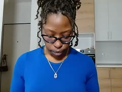 MadamIndigo online show from 01-15-26, 05:27