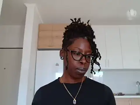 MadamIndigo online show from 02-21-26, 10:39