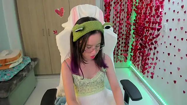 Anto herrera online show from 03-22-25, 08:04