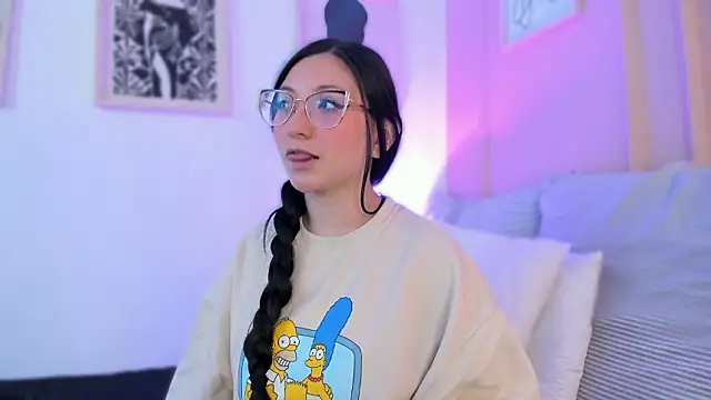 Snapshot of lucy_neil chatting on 02-25-26, 02:34 lucy neil online show from 02-25-26, 02:34