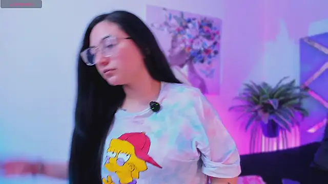 lucy neil online show from 12-21-25, 11:34