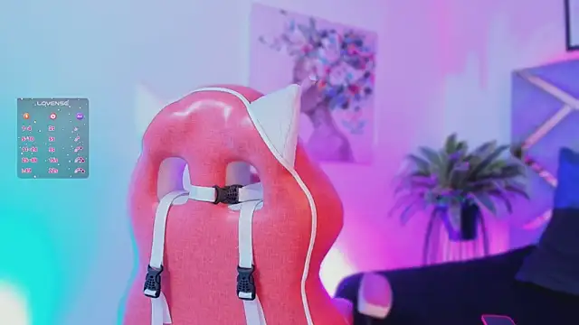 lucy neil online show from 11-02-25, 02:38