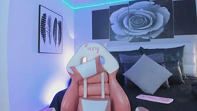 lucy neil online show from 10-06-25, 07:03