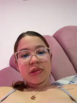 Lucyklein2022 online show from 07-23-26, 01:30