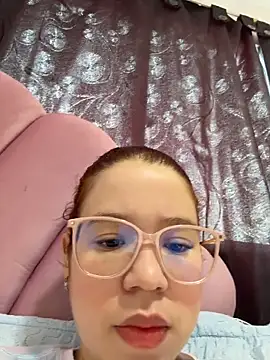 Lucyklein2022 online show from 03-13-26, 02:22