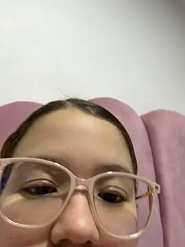 Lucyklein2022 online show from 07-17-26, 01:36