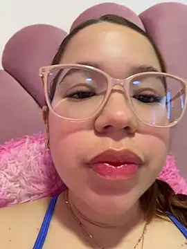 Lucyklein2022 online show from 07-24-26, 02:02