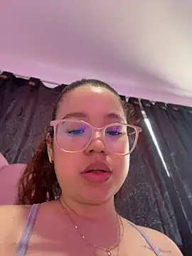 Lucyklein2022 online show from 07-28-26, 03:21