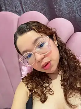 Lucyklein2022 online show from 07-29-26, 03:33