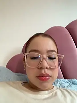 Lucyklein2022 online show from 03-15-26, 05:42