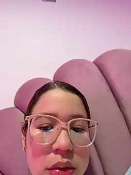 Lucyklein2022 online show from 07-18-26, 03:31