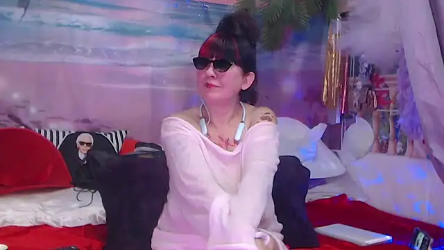 NightOrhideya online show from 11-16-25, 03:22